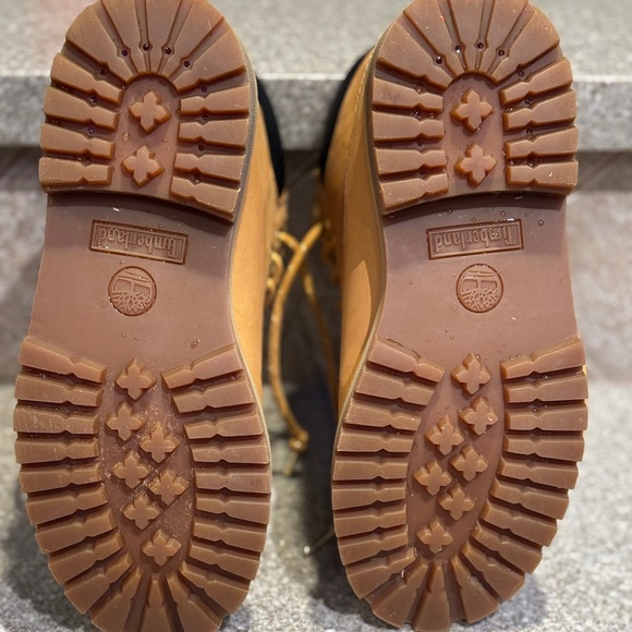 Timberland x Champion Shearling Boots - Picture 8 of 9